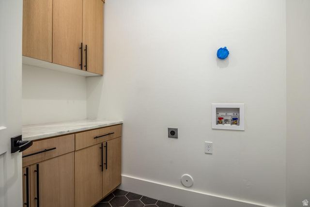 1668 E FOREST HILLS DR, Millcreek, UT 84106