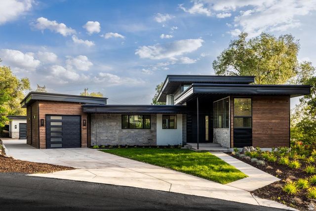 1668 E FOREST HILLS DR, Millcreek, UT 84106