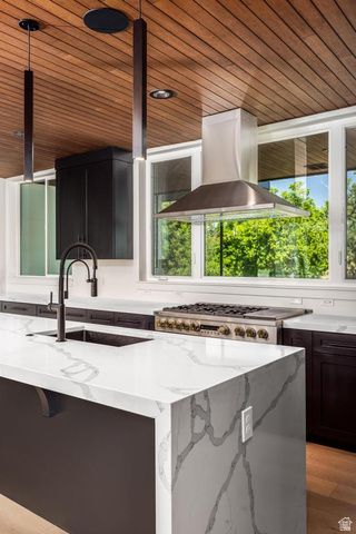 1668 E FOREST HILLS DR, Millcreek, UT 84106