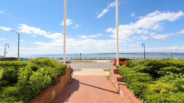 285 Lynn Shore Dr 101, Lynn, MA 01902