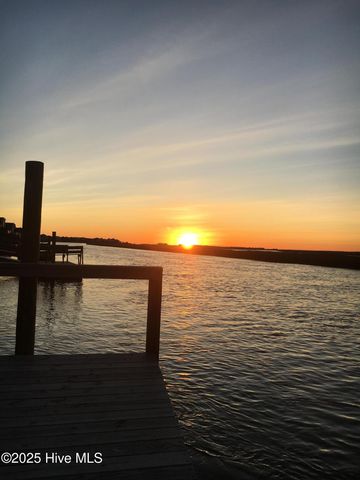 6 Channel Drive, Ocean Isle Beach, NC 28469