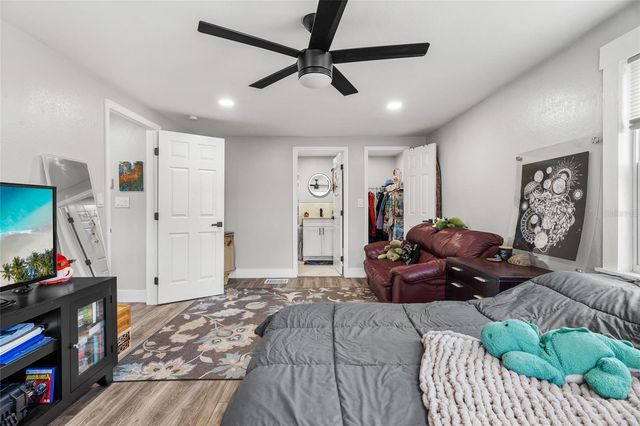 5135 OLD BRADENTON ROAD, Sarasota, FL 34234