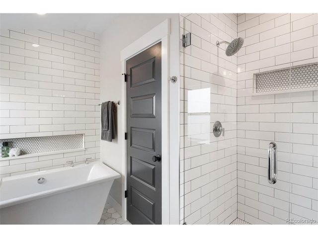 3322 N Columbine St, Denver, CO 80205