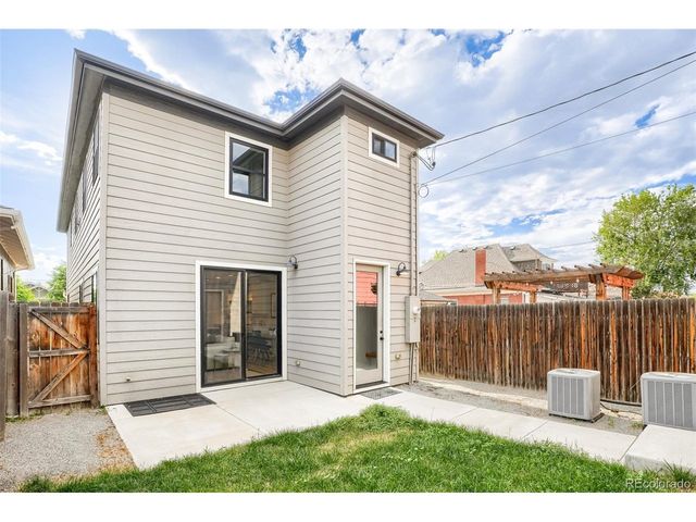 3322 N Columbine St, Denver, CO 80205