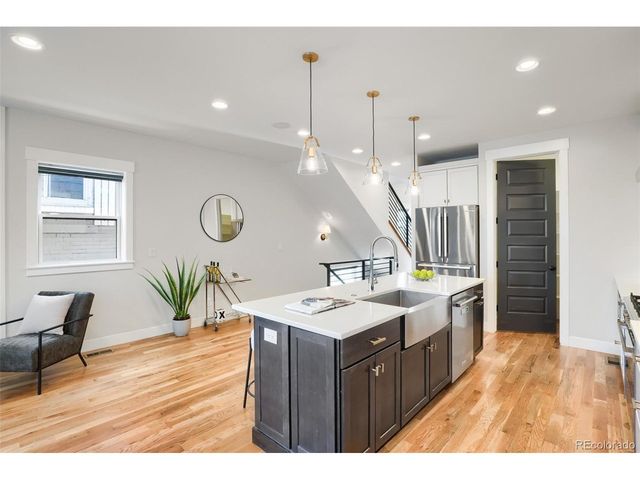 3322 N Columbine St, Denver, CO 80205
