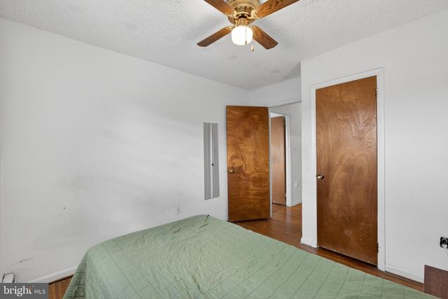 629 CLAY DR, Conshohocken, PA 19428