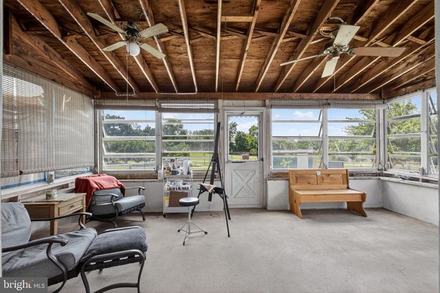 629 CLAY DR, Conshohocken, PA 19428