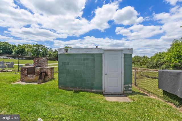 629 CLAY DR, Conshohocken, PA 19428