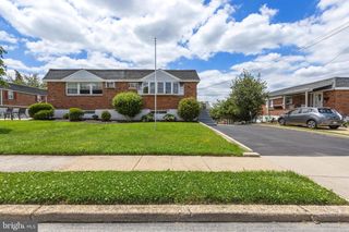 629 CLAY DR, Conshohocken, PA 19428