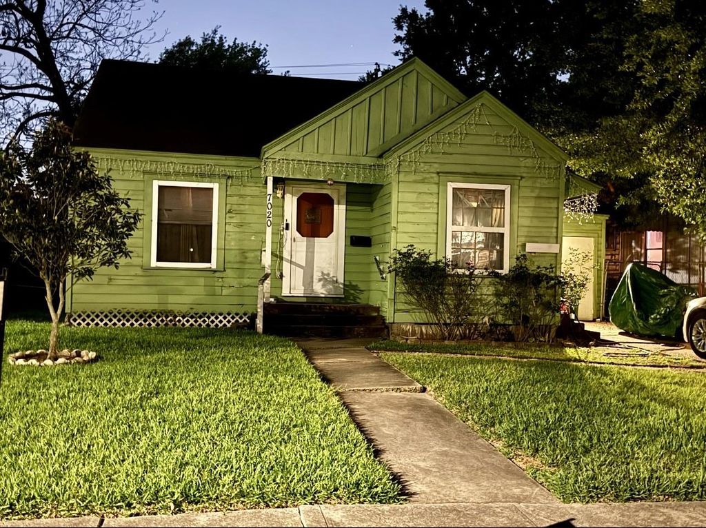 7020 Narcissus Street, Houston, TX 77087