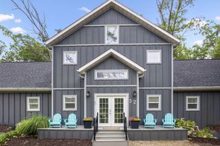 32 Walden Way, New Buffalo, MI 49117