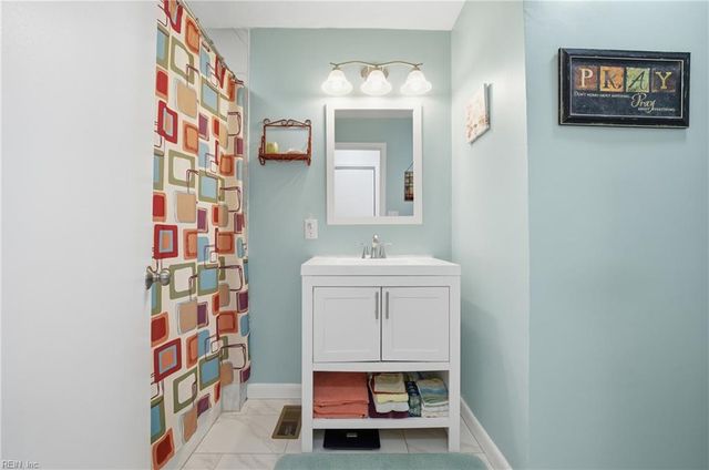 355 Dillon DR, Virginia Beach, VA 23452