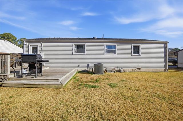 355 Dillon DR, Virginia Beach, VA 23452