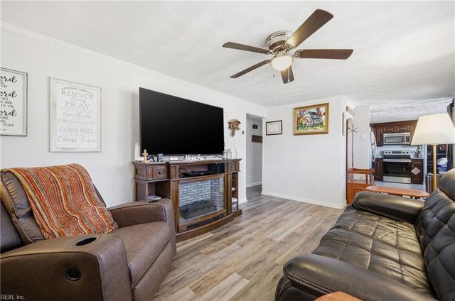 355 Dillon DR, Virginia Beach, VA 23452