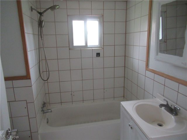 5137 Miller Avenue, Maple Heights, OH 44137