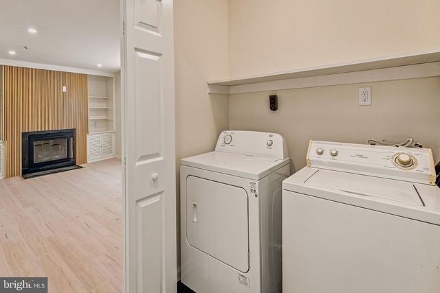 2 BEN FRANKLIN BLDG, Turnersville, NJ 08012