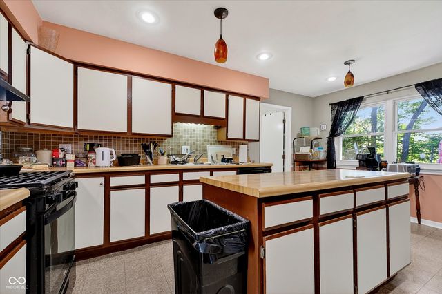 504 Magnolia Drive, Plainfield, IN 46168