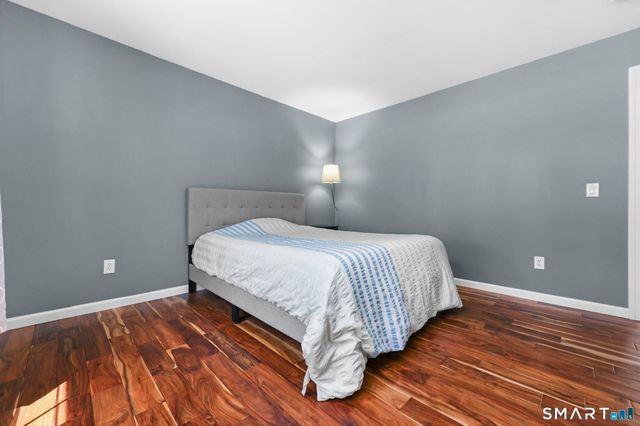 31 Hillandale Road, Danbury, CT 06811