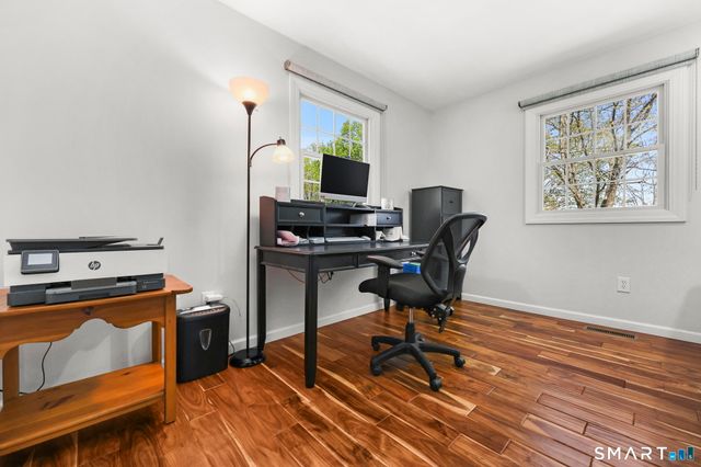 31 Hillandale Road, Danbury, CT 06811