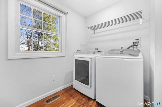 31 Hillandale Road, Danbury, CT 06811