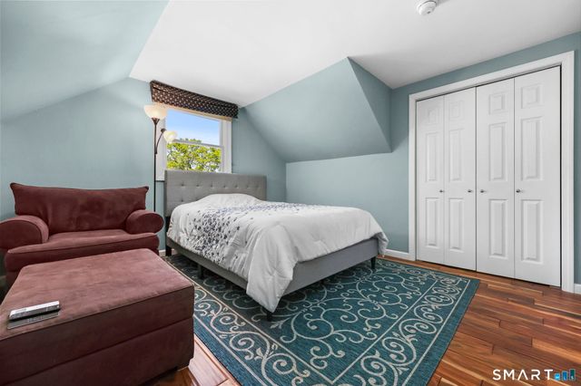 31 Hillandale Road, Danbury, CT 06811