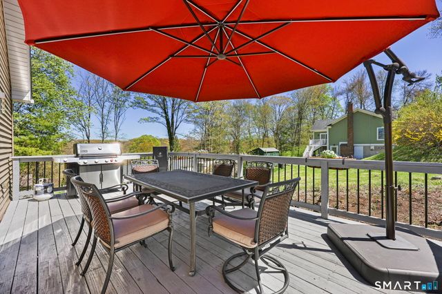 31 Hillandale Road, Danbury, CT 06811