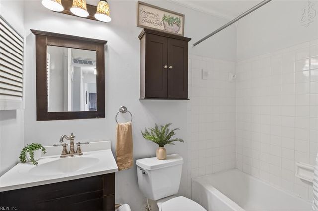 608 Birchridge CT, Virginia Beach, VA 23462