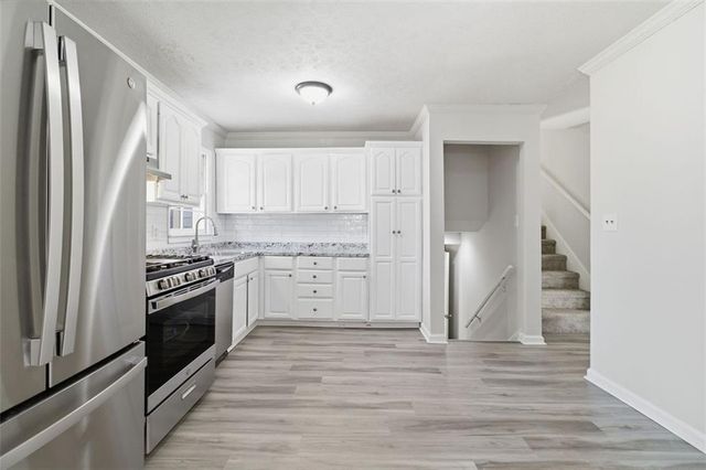 5753 OAK GROVE Drive, Acworth, GA 30102