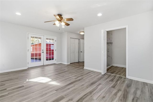 5753 OAK GROVE Drive, Acworth, GA 30102