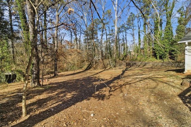 5753 OAK GROVE Drive, Acworth, GA 30102