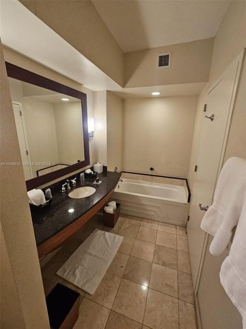 18001 Collins Avenue 2112, Sunny Isles Beach, FL 33160