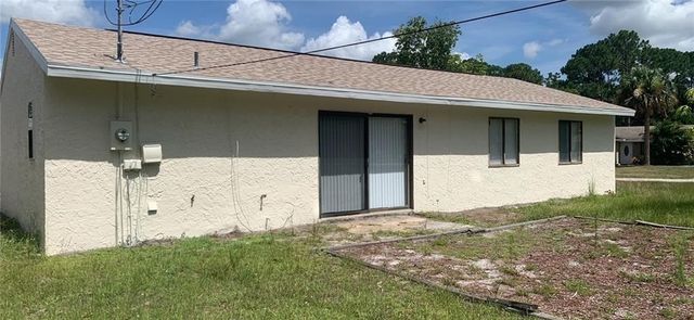 2116 19th Avenue SW, Vero Beach, FL 32962
