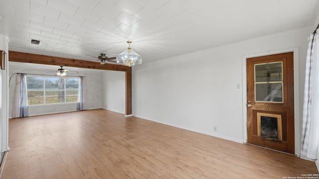 37 Dairy, Pleasanton, TX 78064