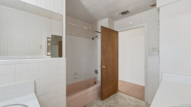 37 Dairy, Pleasanton, TX 78064