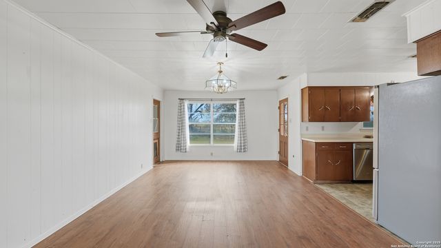 37 Dairy, Pleasanton, TX 78064