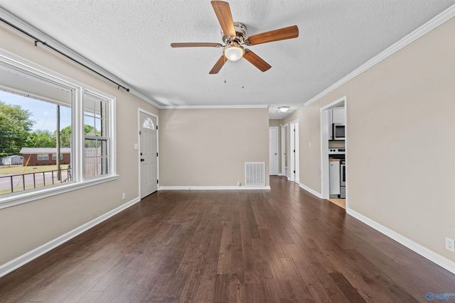 704 Peck Road NE, Huntsville, AL 35801