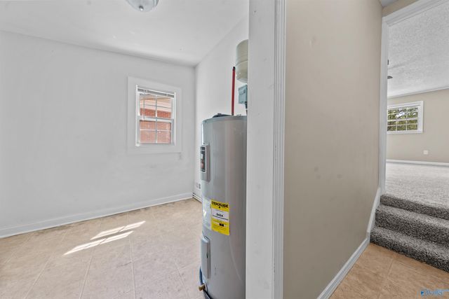 704 Peck Road NE, Huntsville, AL 35801