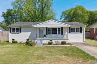 704 Peck Road NE, Huntsville, AL 35801