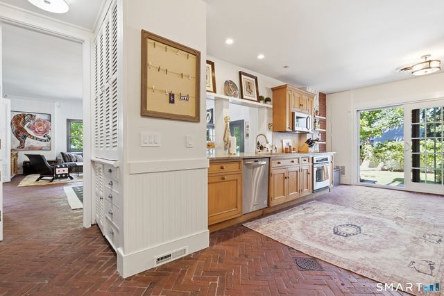 269 West Lane, Ridgefield, CT 06877