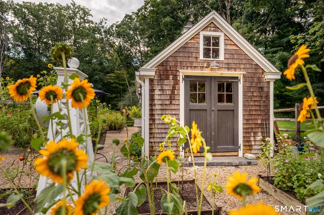 269 West Lane, Ridgefield, CT 06877