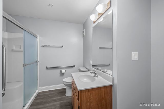 605 BARRINGTON Avenue 222, East Dundee, IL 60118