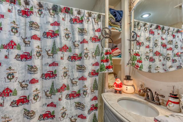 3004 Cane Creek Rd Road, Bakersville, NC 28705