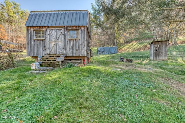 3004 Cane Creek Rd Road, Bakersville, NC 28705