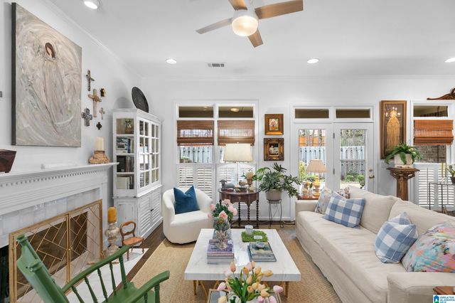 438 NORTH LAKE ROAD, Birmingham, AL 35242