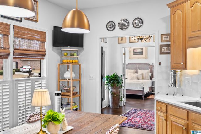 438 NORTH LAKE ROAD, Birmingham, AL 35242