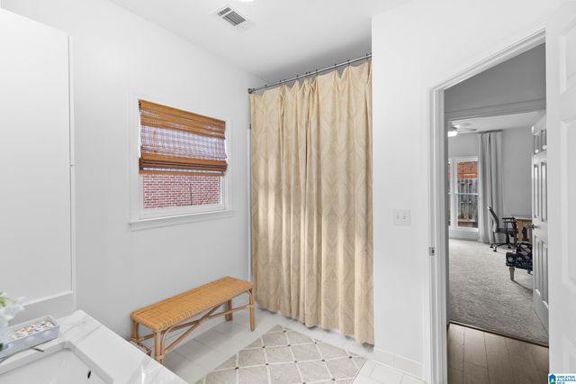 438 NORTH LAKE ROAD, Birmingham, AL 35242