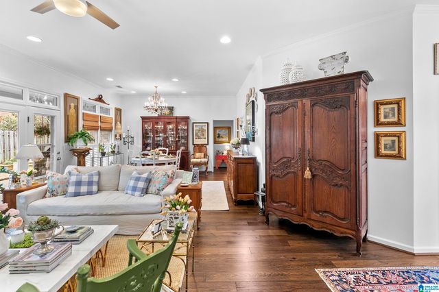 438 NORTH LAKE ROAD, Birmingham, AL 35242