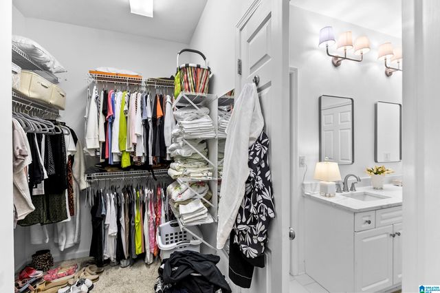 438 NORTH LAKE ROAD, Birmingham, AL 35242