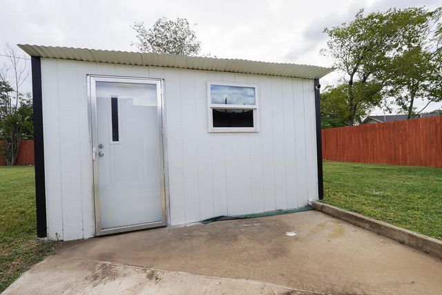 913 Hander LN, Belton, TX 76513