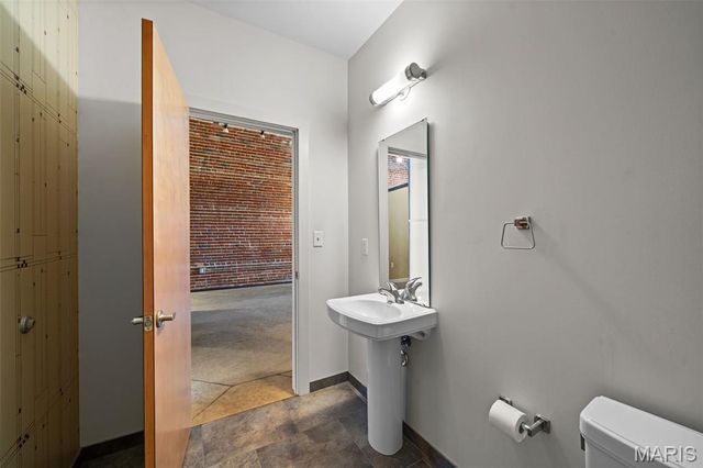 1015 Washington Avenue 206, St Louis, MO 63101